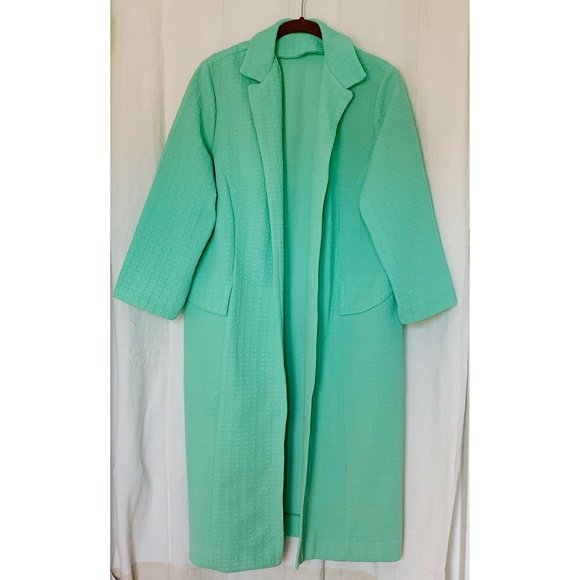 Vintage Long Overcoat in Seafoam Green - Picture 5 of 6